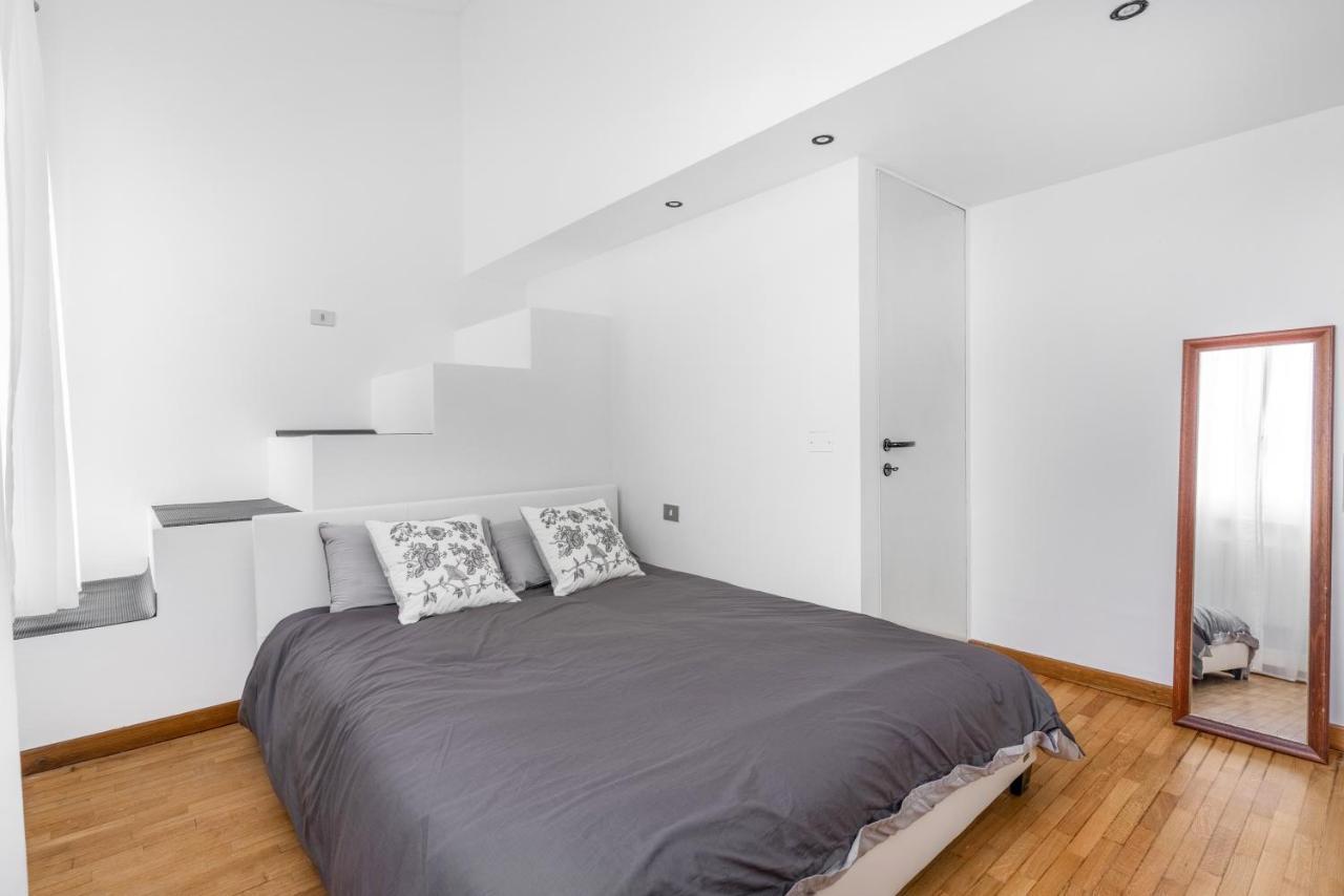 Duomo 7 Minuti Exclusive Apartment Vercelli Mailand Exterior foto